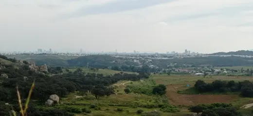 Vista de la metrópoli desde El Diente, Zapopan; contexto regional, fuera de Las Cañadas.